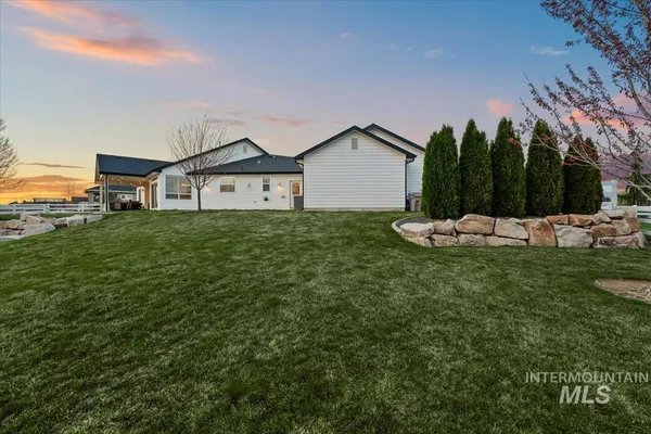 $1,099,000 | 15111 Pinehurst Way, Caldwell, ID 83607