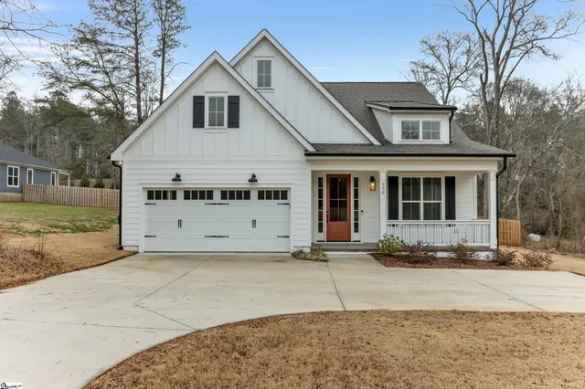 $569,900 | 230 East Darby Road, Taylors, SC 29687