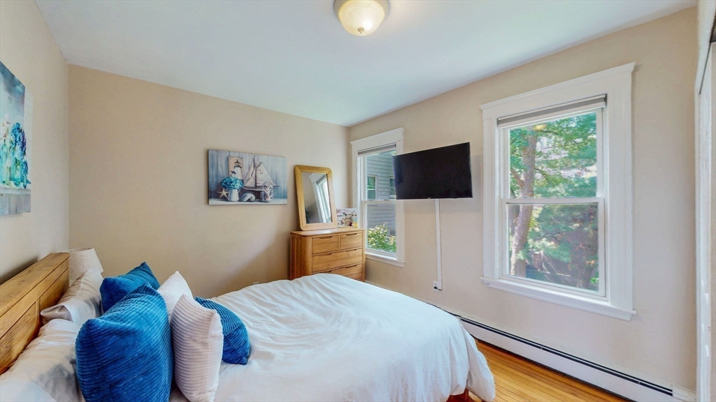 33 Main Street, Unit 2 Somerville, MA 02145 - Photo 11 of 20