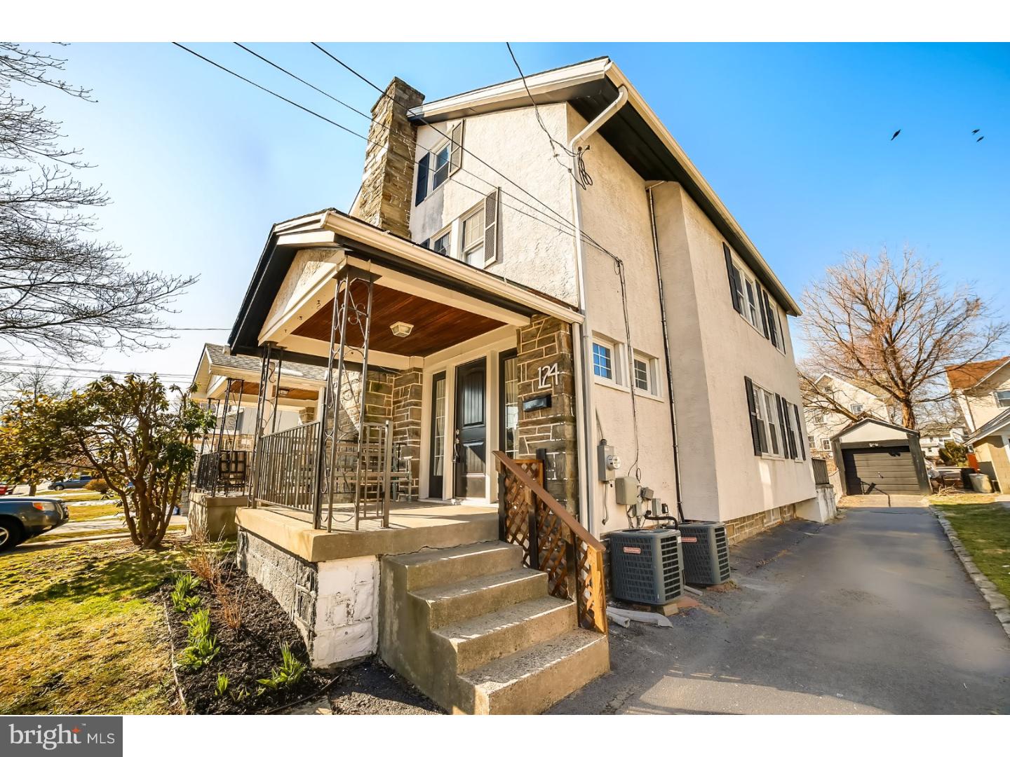 124 Sycamore Road Havertown, PA 19083 - Photo 1 of 25