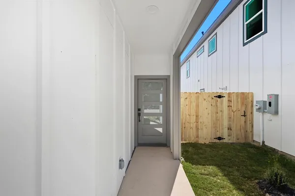 a view of walk in closet