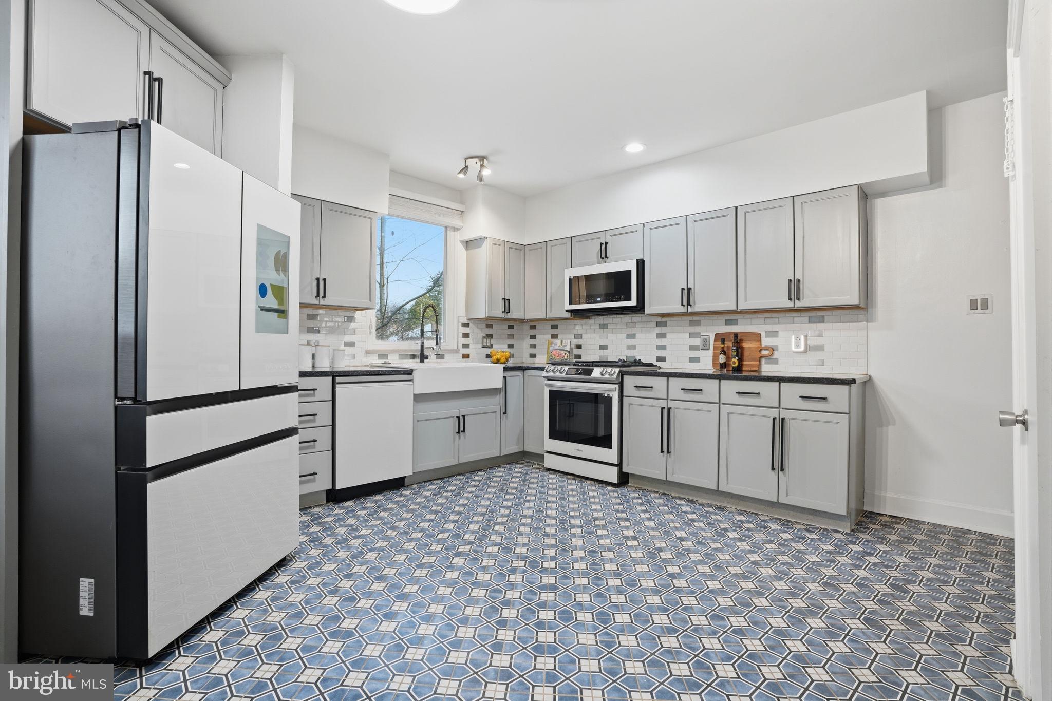 8205 Westminster Road Elkins Park, PA 19027 - Photo 14 of 44