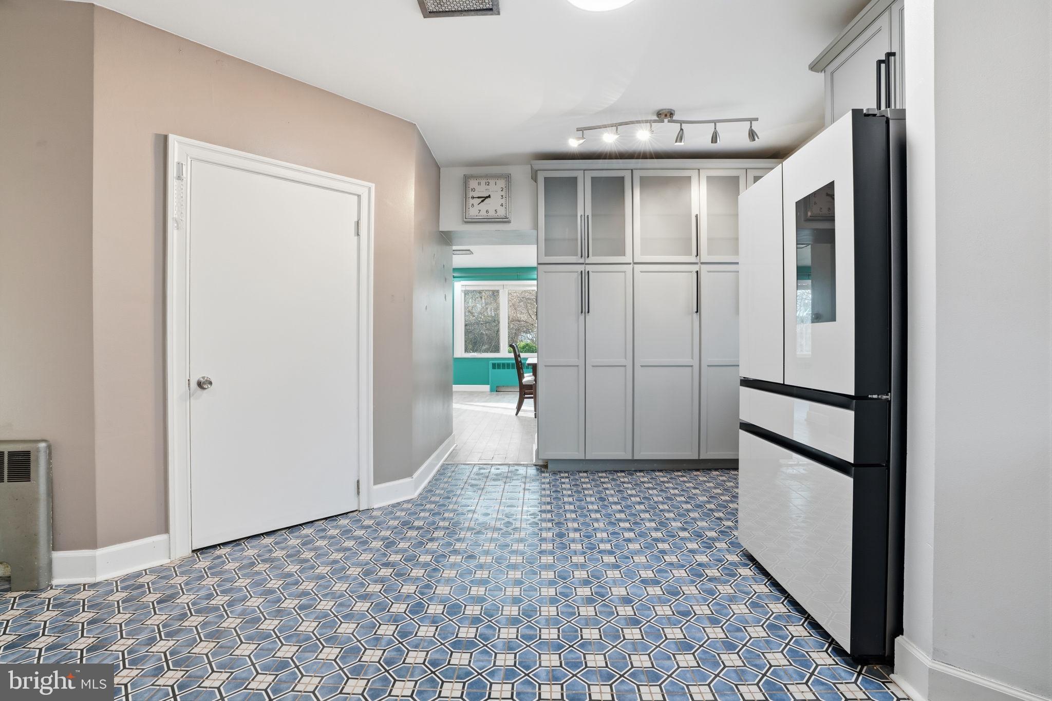 8205 Westminster Road Elkins Park, PA 19027 - Photo 18 of 44