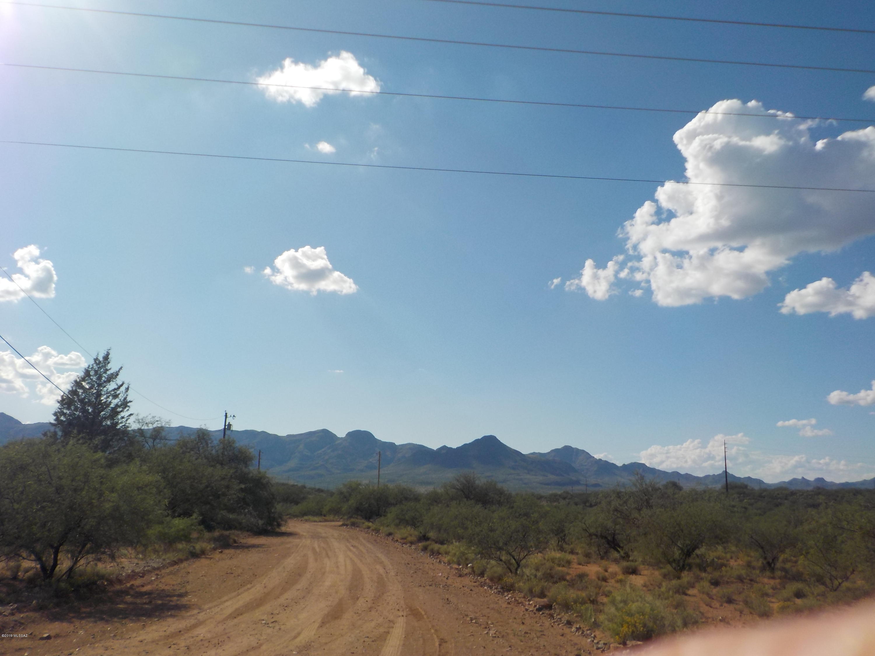 1703 Ave Islas, Unit 29 Rio Rico, AZ 85648 - Photo 5 of 6