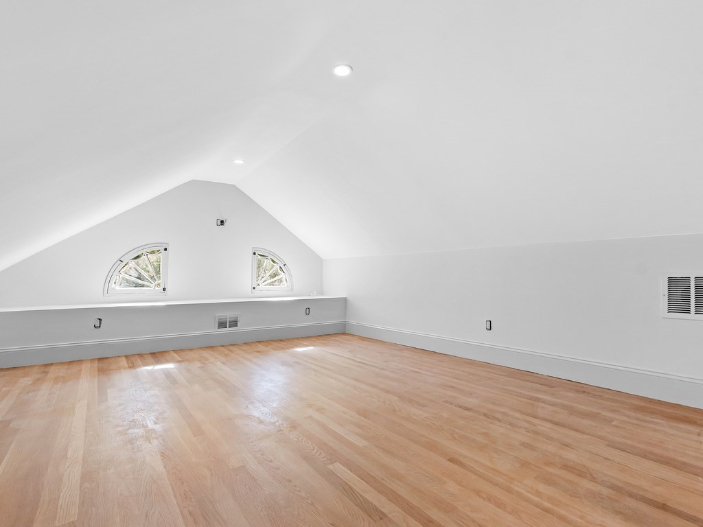 82 Halcyon Road Newton, MA 02459 - Photo 16 of 17