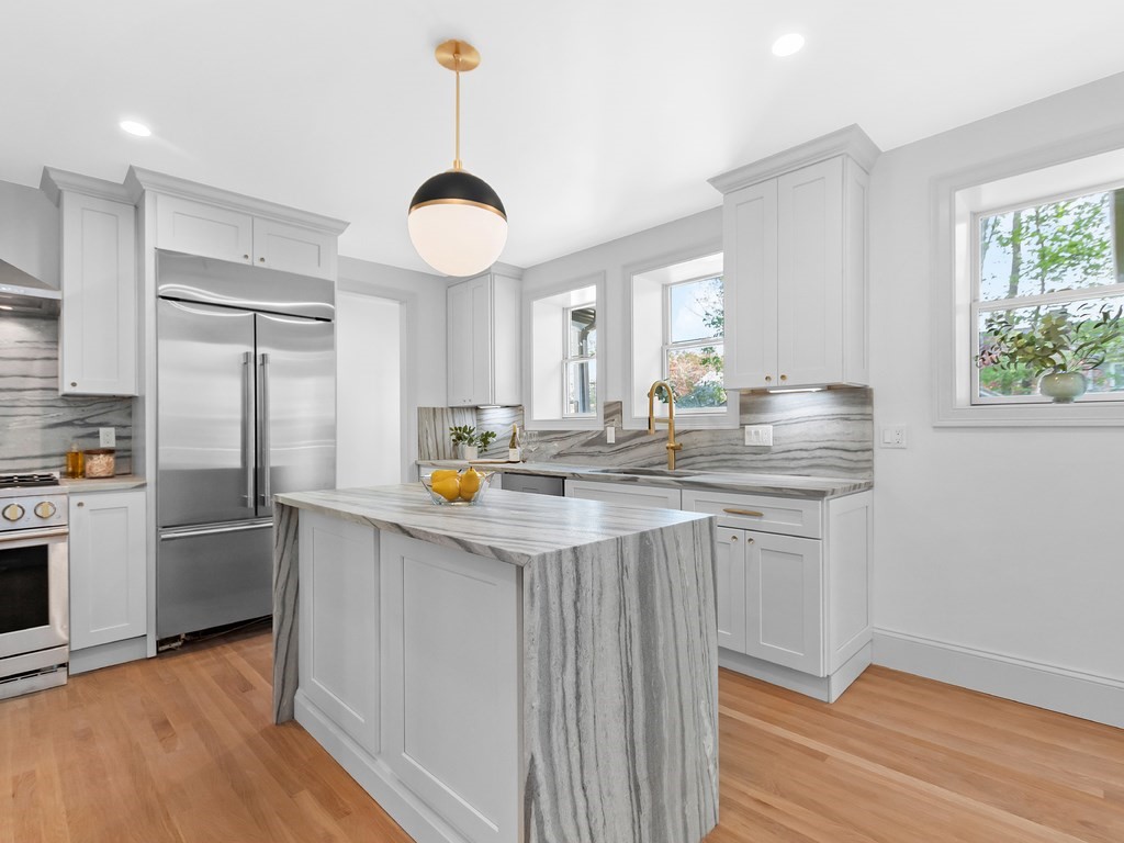 82 Halcyon Road Newton, MA 02459 - Photo 8 of 17