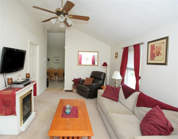 78 Indian Road Waltham, MA 02451 - Photo 4 of 13 Gallery Image 4
