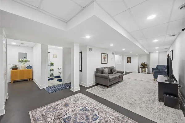$489,000 | 1880 Bluestem Circle, Aurora, IL 60504