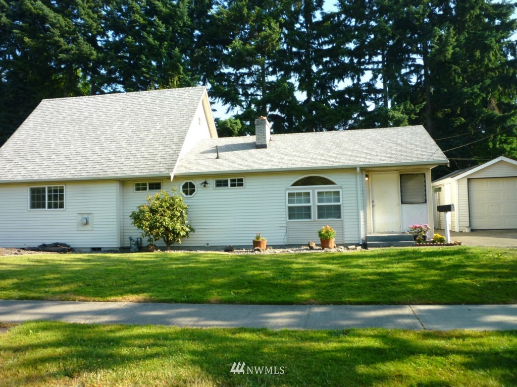 417 Harrison Street Sumner, WA 98390 - Photo 1 of 1