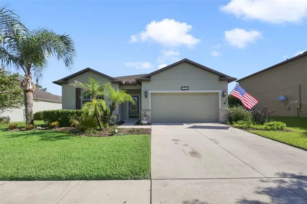 $425,000 | 21315 Sorraia Cove, Mount Dora, FL 32757