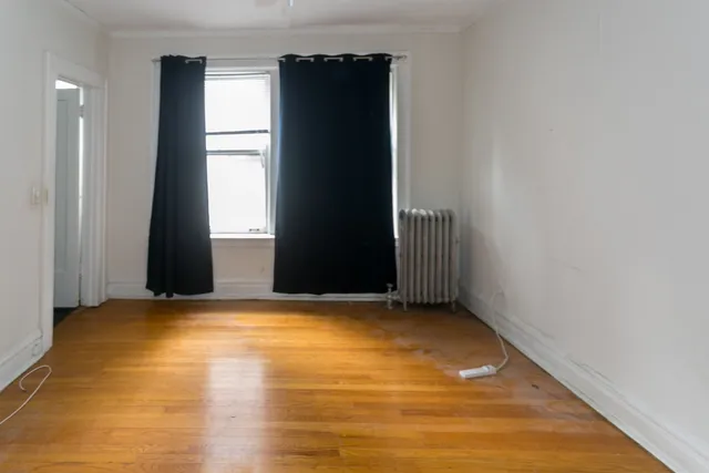 $1,977 | 441 West Melrose Street, Unit 3B, Chicago, IL 60657