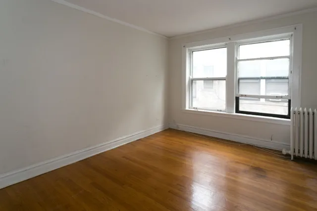 $1,977 | 441 West Melrose Street, Unit 3B, Chicago, IL 60657