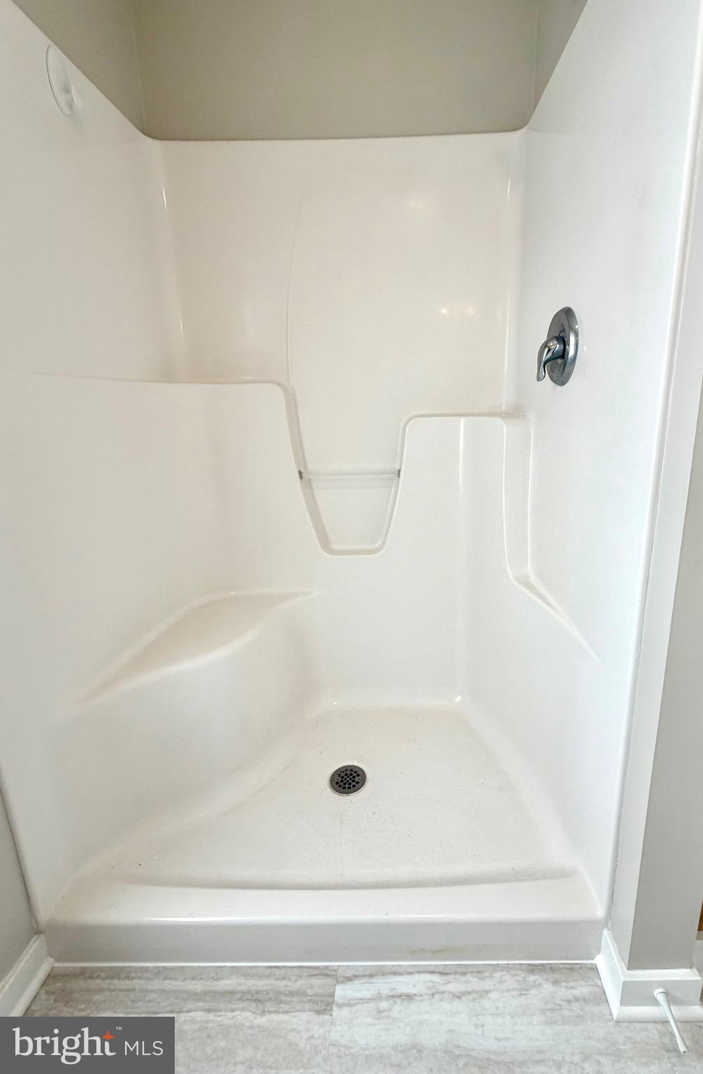 2697 Choptank Main Street Preston, MD 21655 - Photo 25 of 37 a bathroom with a bath tub