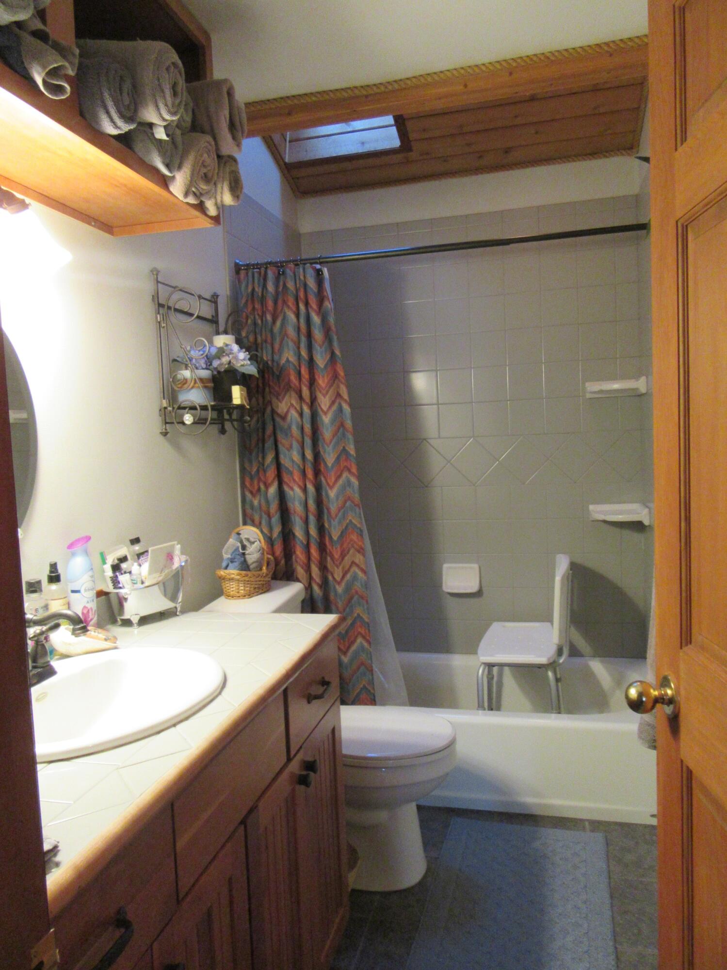 16144 Sprague River Road Chiloquin, OR 97624 - Photo 38 of 80 Downstairs bathroom 1