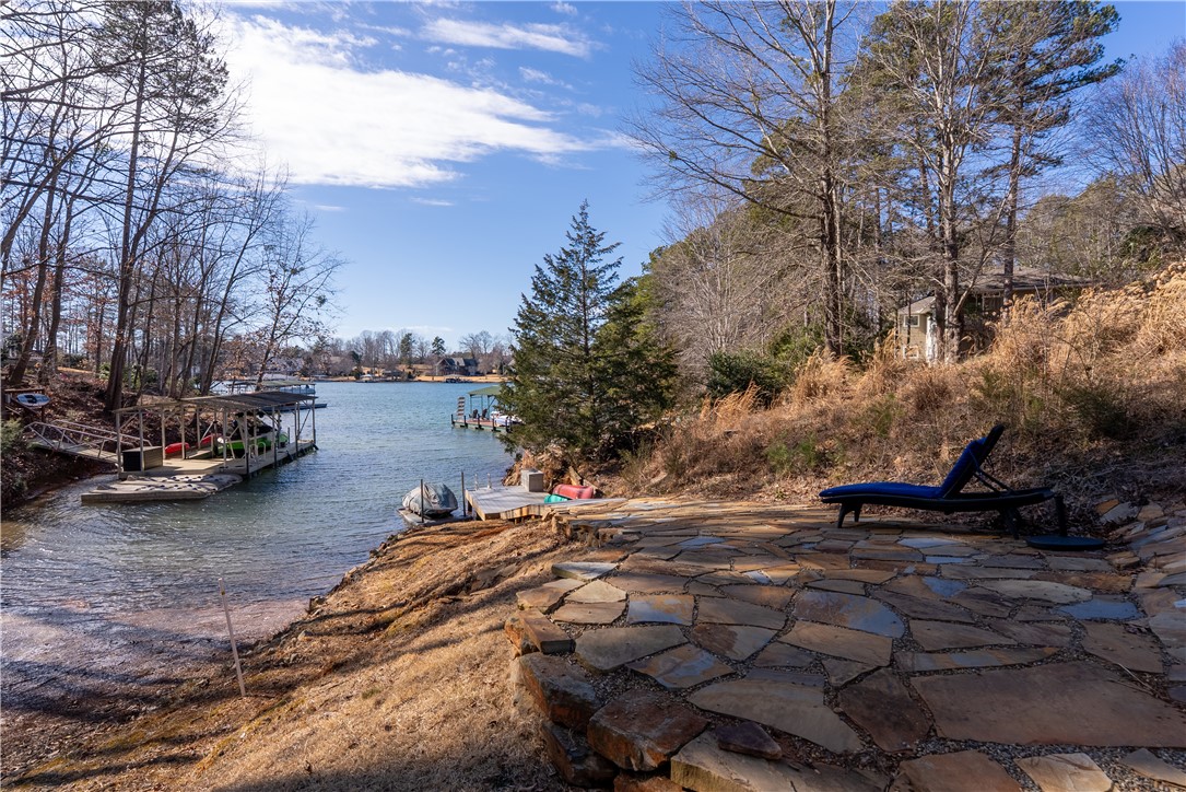 603 Lighthouse Court Seneca, SC 29672 - Photo 14 of 44