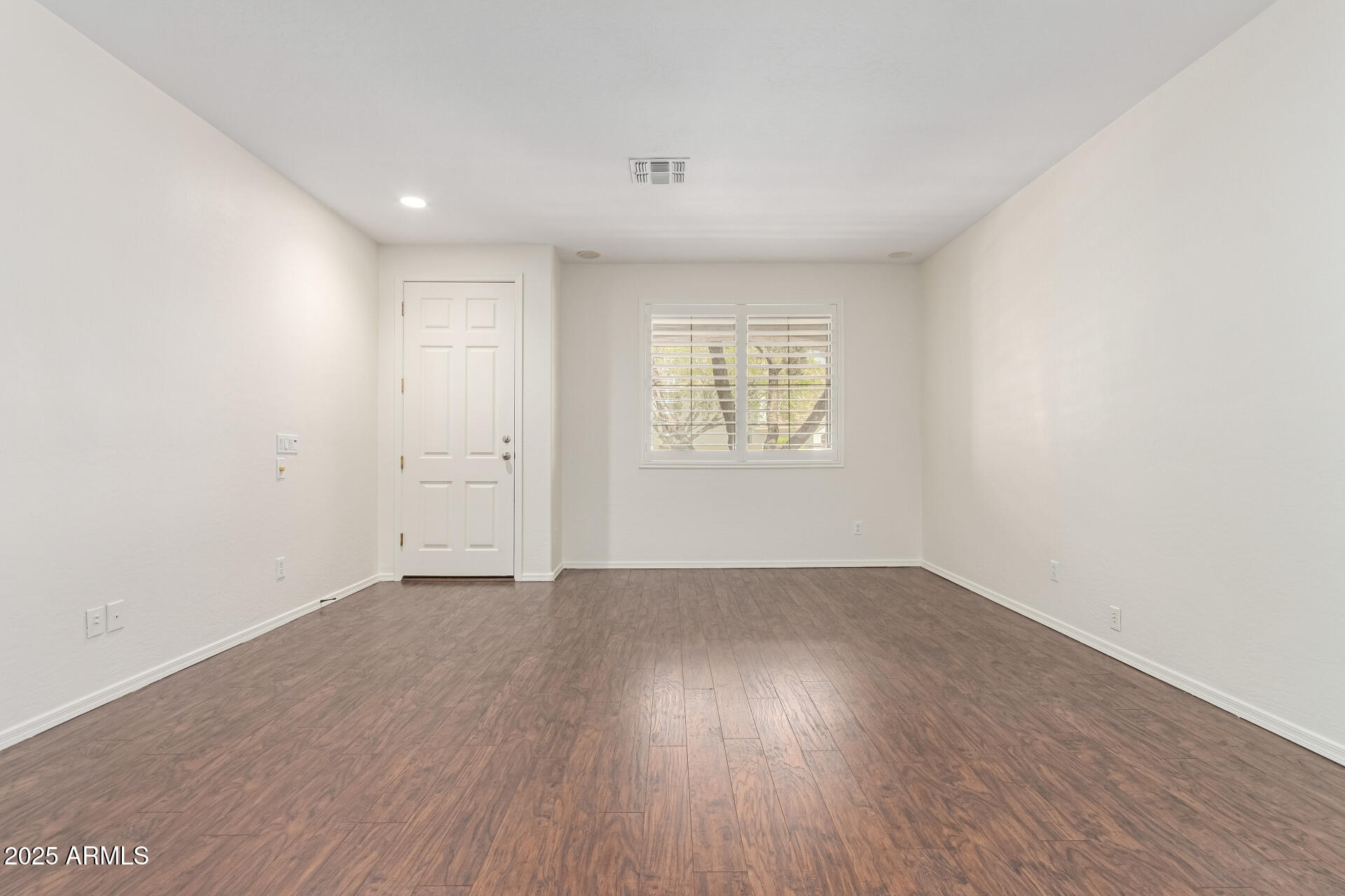 2423 East Fremont Road Phoenix, AZ 85042 - Photo 14 of 49 08 - Fremont