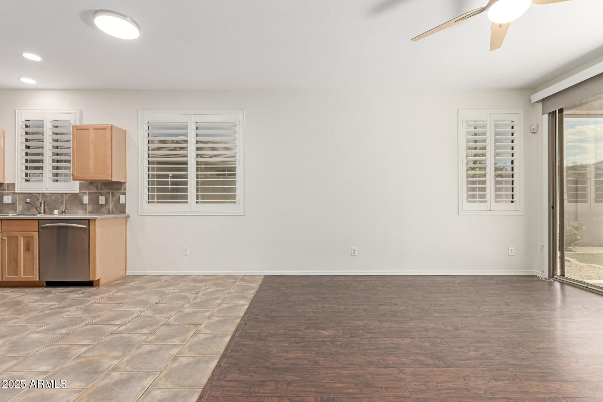 2423 East Fremont Road Phoenix, AZ 85042 - Photo 15 of 49 09 - Fremont