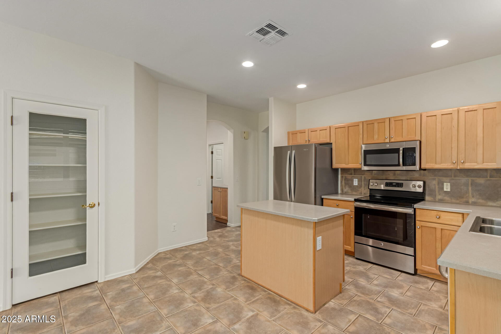 2423 East Fremont Road Phoenix, AZ 85042 - Photo 19 of 49 13 - Fremont