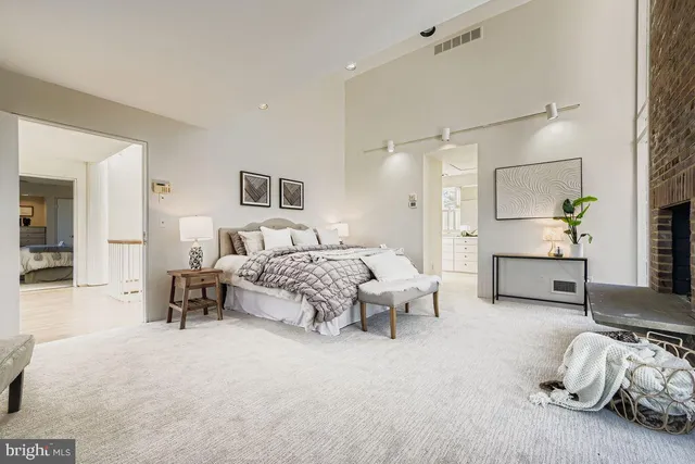 $1,295,000 | 831 Hillside Road, Lutherville-Timonium, MD 21093