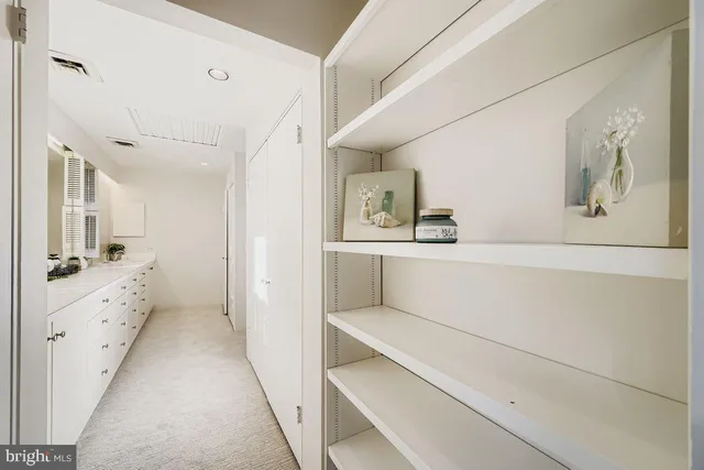 $1,295,000 | 831 Hillside Road, Lutherville-Timonium, MD 21093