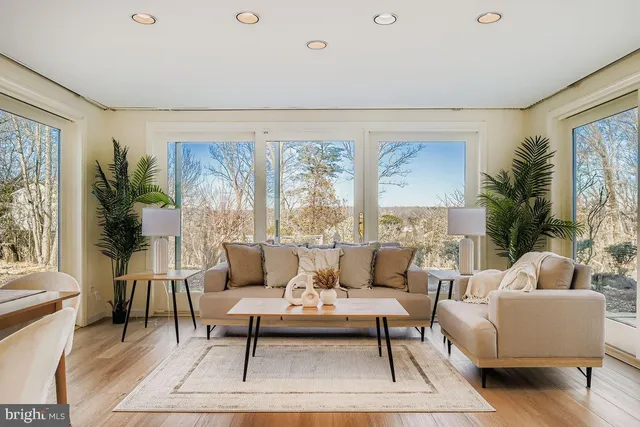 $1,295,000 | 831 Hillside Road, Lutherville-Timonium, MD 21093