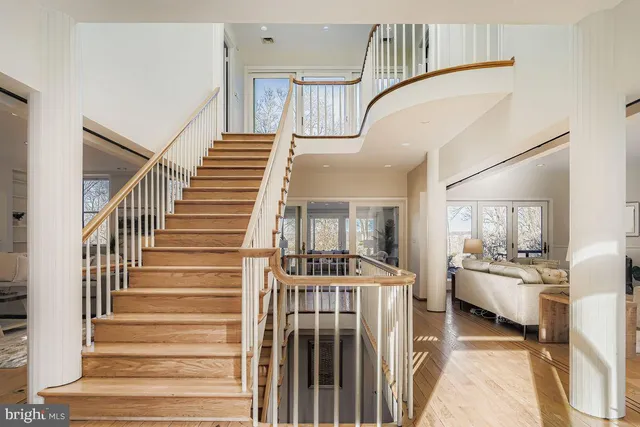 $1,295,000 | 831 Hillside Road, Lutherville-Timonium, MD 21093