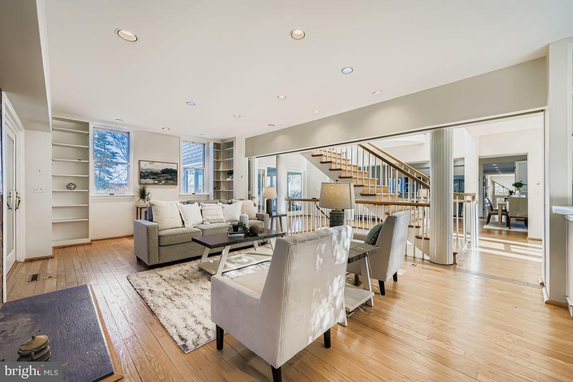 831 Hillside Road Lutherville-Timonium, MD 21093 - Photo 7 of 65