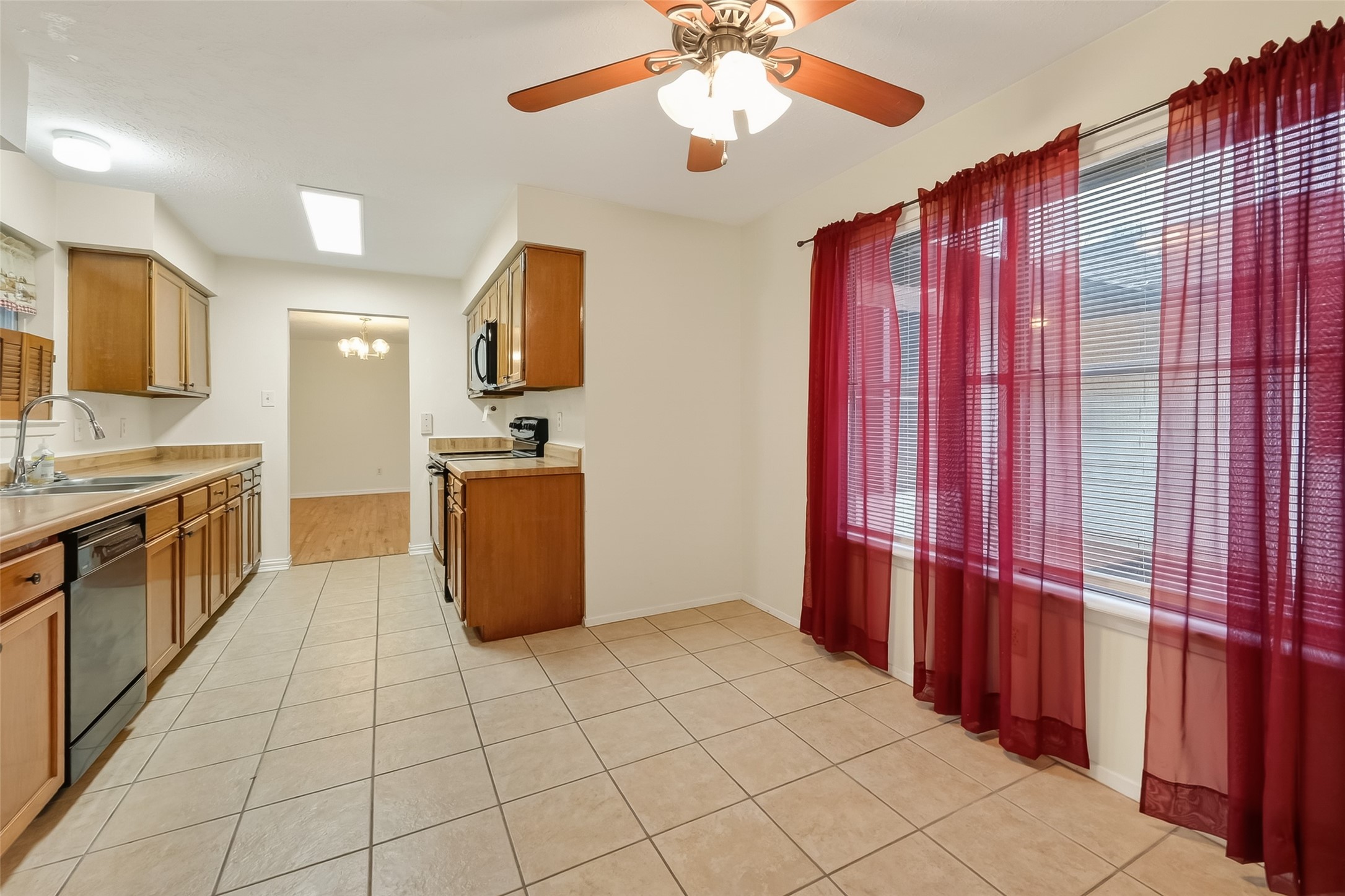 21623 Crescent Heights Street Spring, TX 77388 - Photo 15 of 31