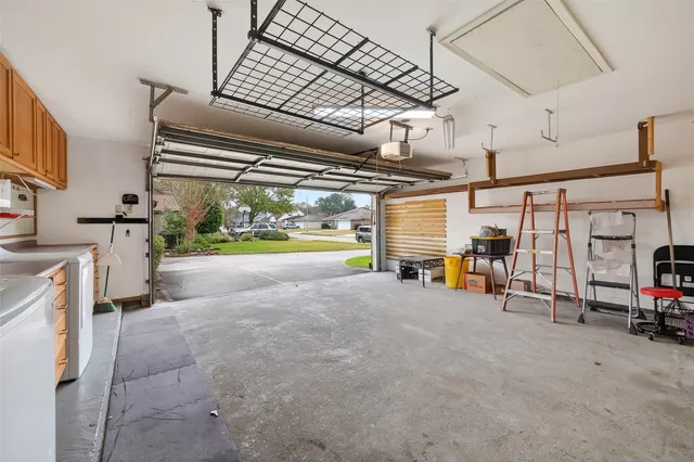 $1,900 | 21623 Crescent Heights Street, Spring, TX 77388