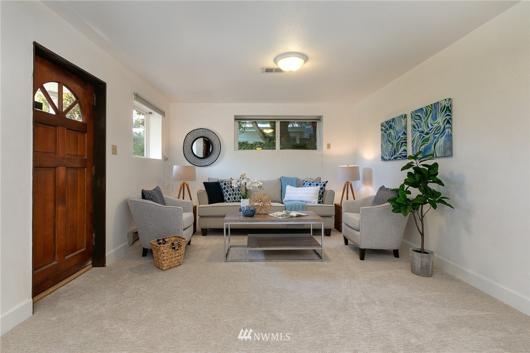 536 North 70th Street Seattle, WA 98103 - Photo 13 of 21 Gallery Image 13