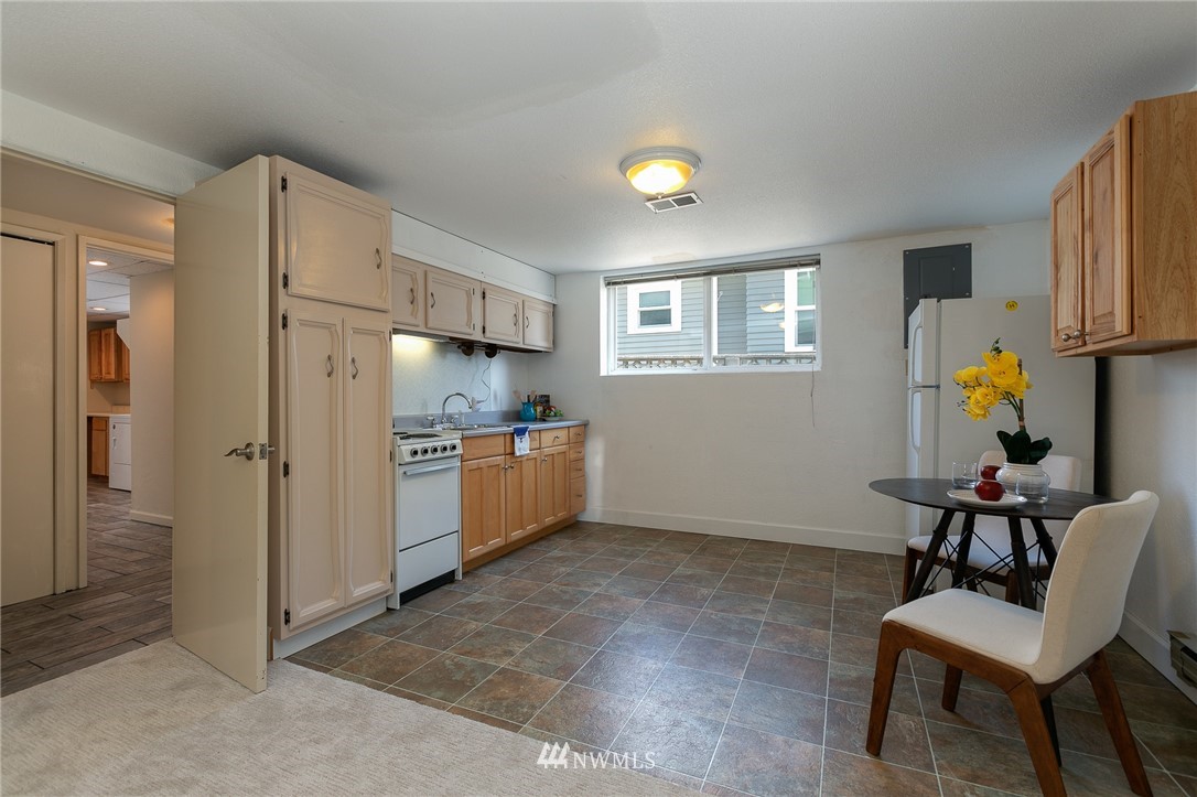 536 North 70th Street Seattle, WA 98103 - Photo 14 of 21 Gallery Image 14