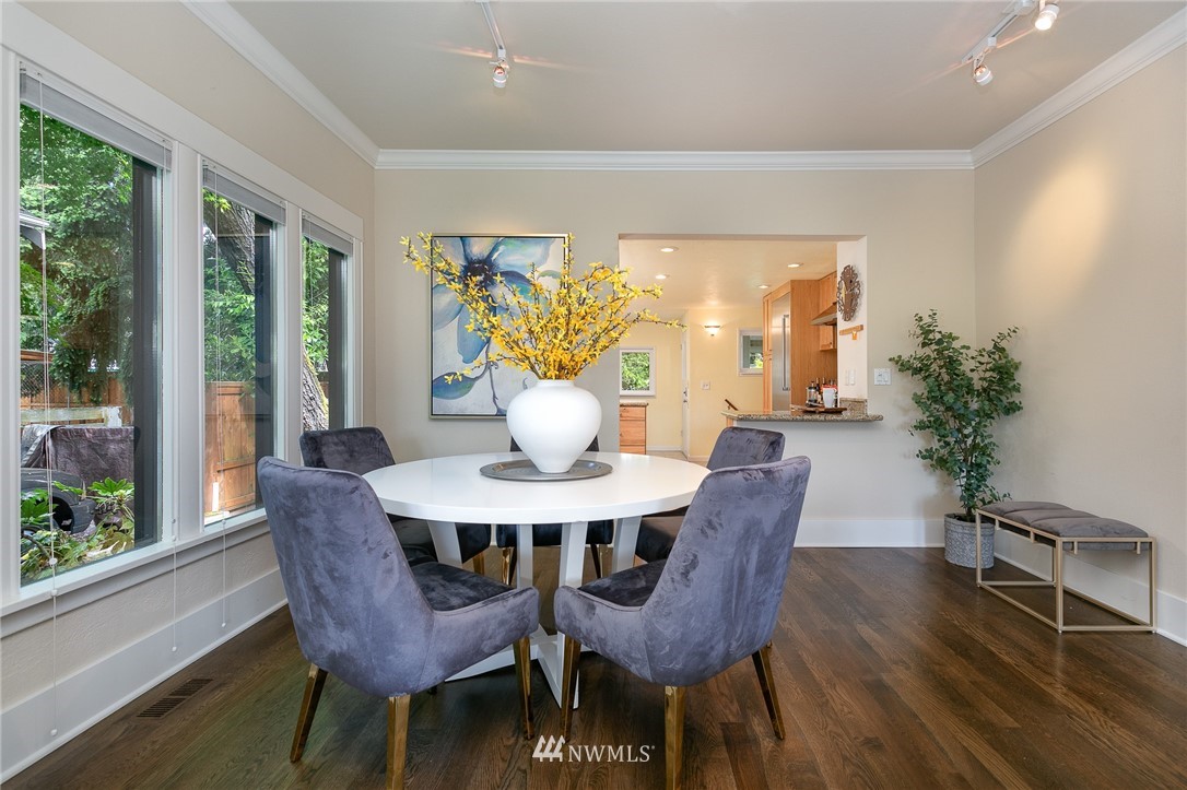 536 North 70th Street Seattle, WA 98103 - Photo 4 of 21 Gallery Image 4