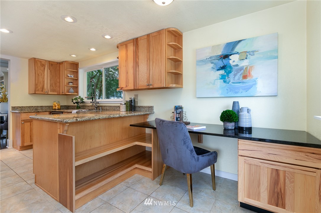 536 North 70th Street Seattle, WA 98103 - Photo 8 of 21 Gallery Image 8