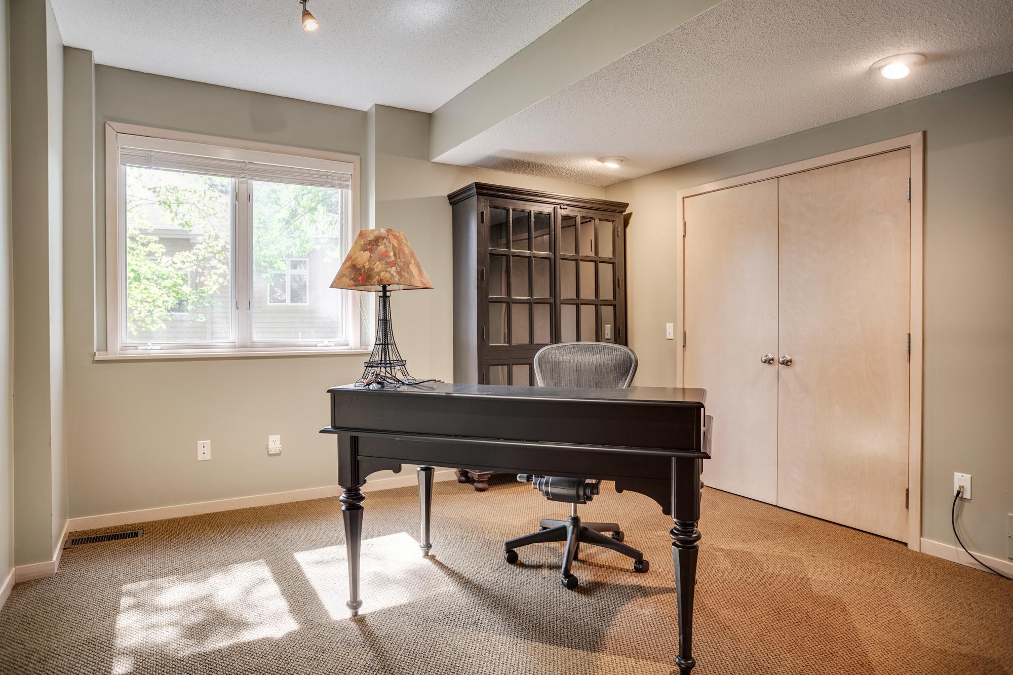 7089 Crowne Oak Road Eden Prairie, MN 55344 - Photo 42 of 58 Gallery Image 42