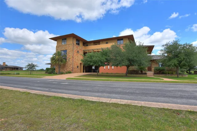 $2,100 | 1908 Kahala Sunset Drive, Unit G, Spicewood, TX 78669