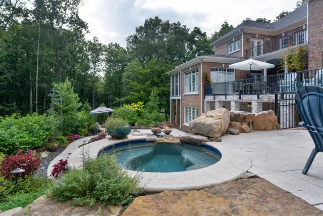 $2,880,000 | 6803 Silver Cloud Cove, Ooltewah, TN 37363
