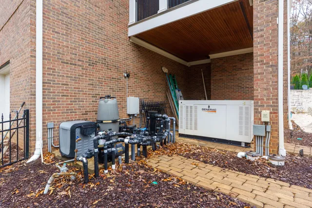 $2,880,000 | 6803 Silver Cloud Cove, Ooltewah, TN 37363