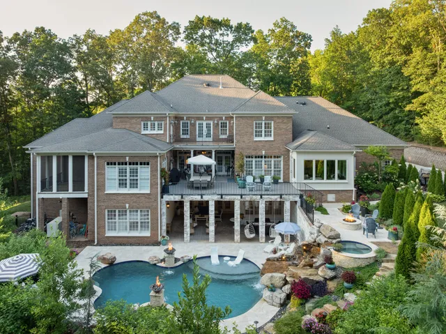 $2,880,000 | 6803 Silver Cloud Cove, Ooltewah, TN 37363