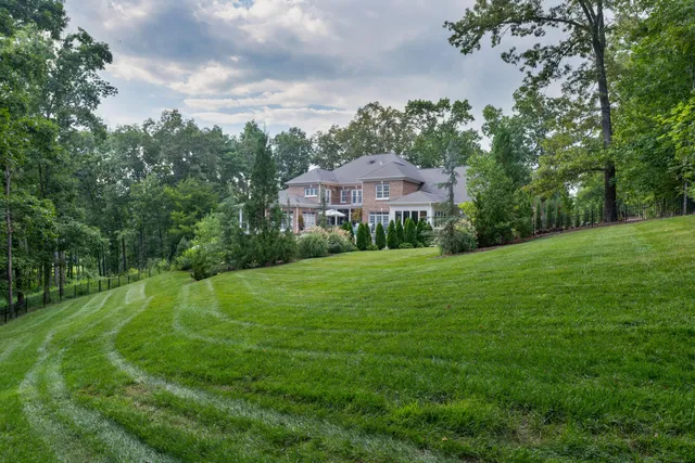 $2,880,000 | 6803 Silver Cloud Cove, Ooltewah, TN 37363