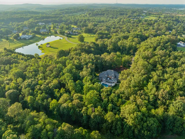 $2,880,000 | 6803 Silver Cloud Cove, Ooltewah, TN 37363
