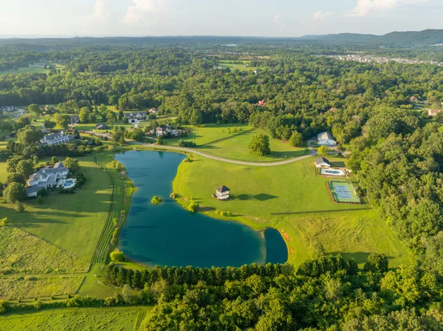 $2,880,000 | 6803 Silver Cloud Cove, Ooltewah, TN 37363