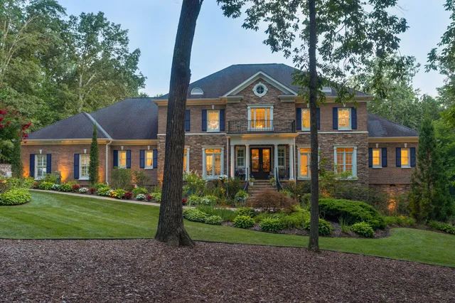 $2,880,000 | 6803 Silver Cloud Cove, Ooltewah, TN 37363