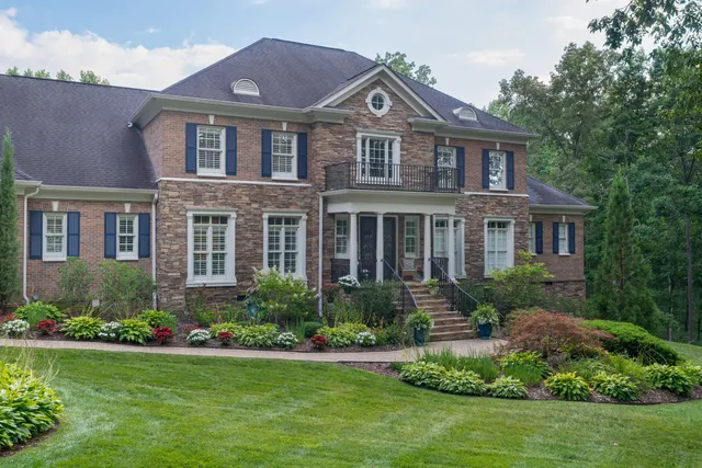 $2,880,000 | 6803 Silver Cloud Cove, Ooltewah, TN 37363