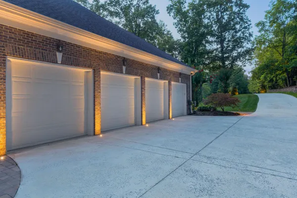 $2,795,000 | 6803 Silver Cloud Cove, Ooltewah, TN 37363