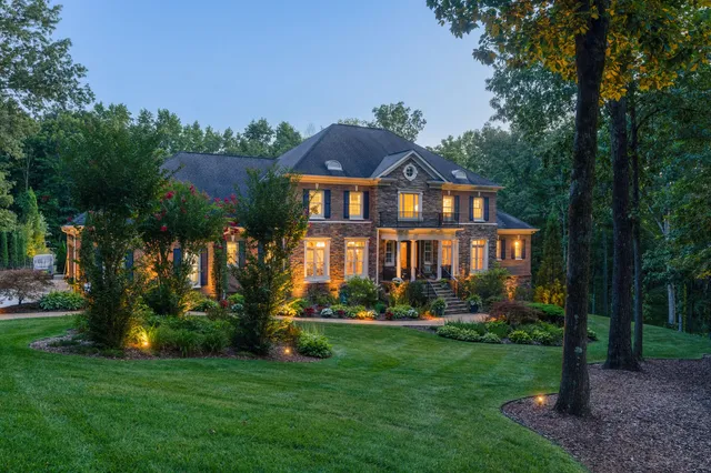 $2,880,000 | 6803 Silver Cloud Cove, Ooltewah, TN 37363