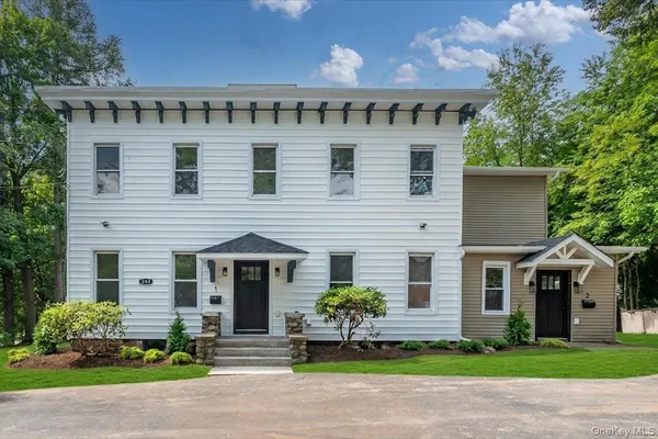 $4,050 | 360 Western Highway South, Unit 1, Tappan, NY 10983