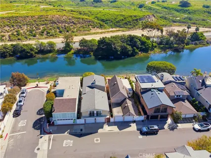 $3,225,000 | 354-354 62nd Street, Newport Beach, CA 92663