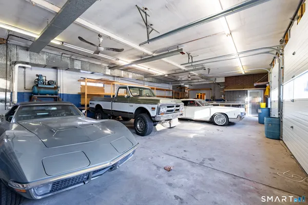 $819,900 | 159 Park Street, Bristol, CT 06010