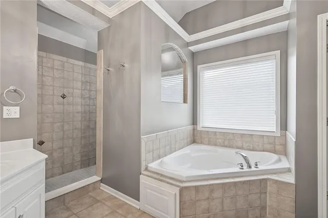 $630,000 | 12704 138th Place, Overland Park, KS 66221