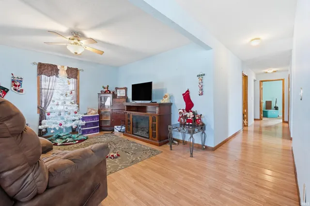 $139,900 | 821 Frederick Street, Huntington, IN 46750